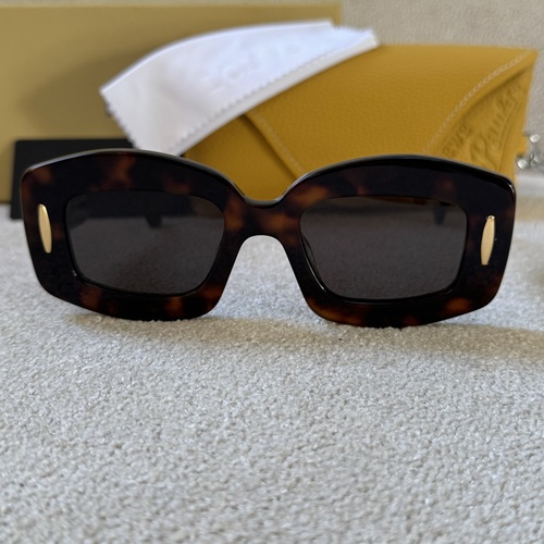 نضارة لوويفي زجاج معالج درجة 2