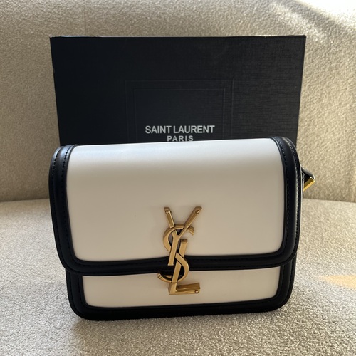 سولفرينو  جلد املس هاردوير ذهبي